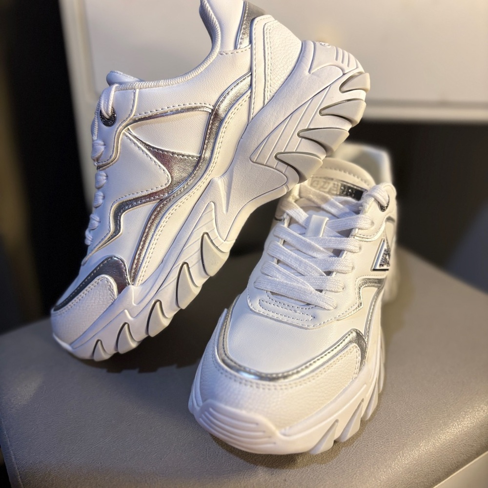 Stylish Guess White and Silver Women's Sneakers